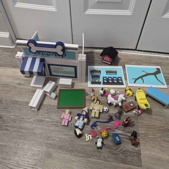 roblox toy set - Picture 1 of 4